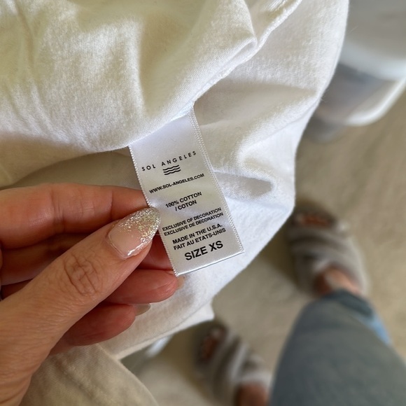 Anthropologie Sol Angeles White & Black Rise & Wine Graphic T- Shirt Top Size XS - Picture 8 of 9